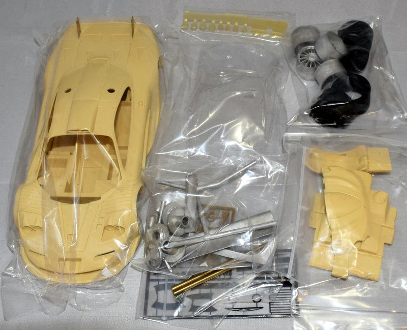 MODELER'S 1/24 Scale Resin Kit Lark McLaren F1 GTR 97 6424