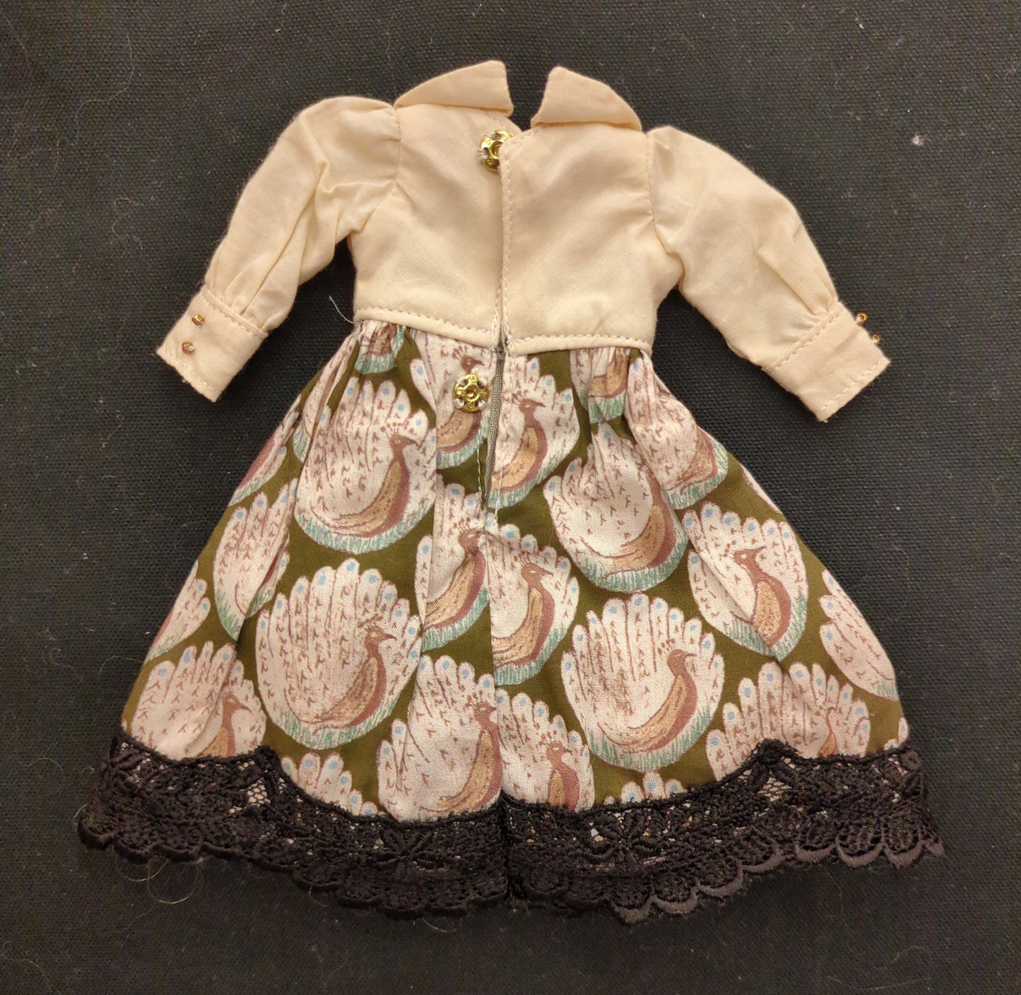 Tenue de poupée, taille 22cm (pour Licca, Neo Blythe, etc.), robe une pièce, marron crème, motif oiseaux, dentelle.