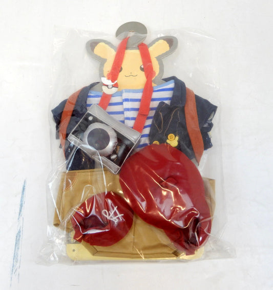 Peluche di Pokemon Center, costume Pikachu's Closet, set autunnale