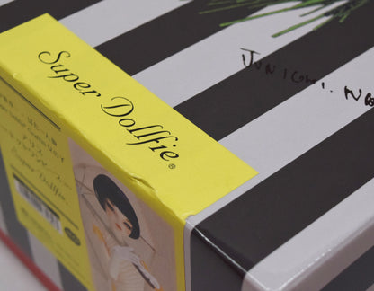 Volks - super Dollfie Graffiti Girl SDGr Junichi Nakahara Patterned Alice Dot Dress