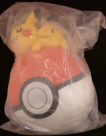 Banpresto è entusiasta di aver ricevuto il premio della lotteria 2011 Black &amp; White / Pokemon Monsters Ball Cushion Award