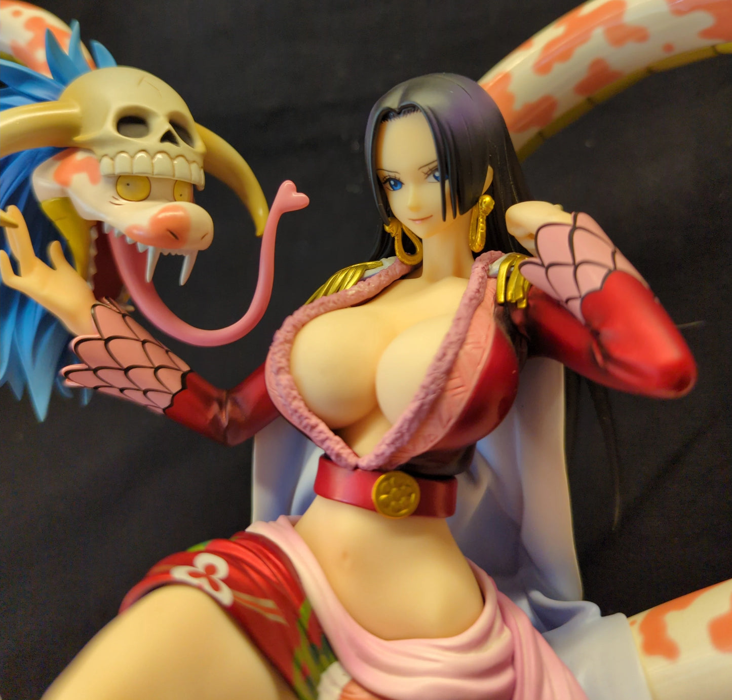 MegaHouse POP  NEO-MAXIMUM Pirate Empress Boa Hancock