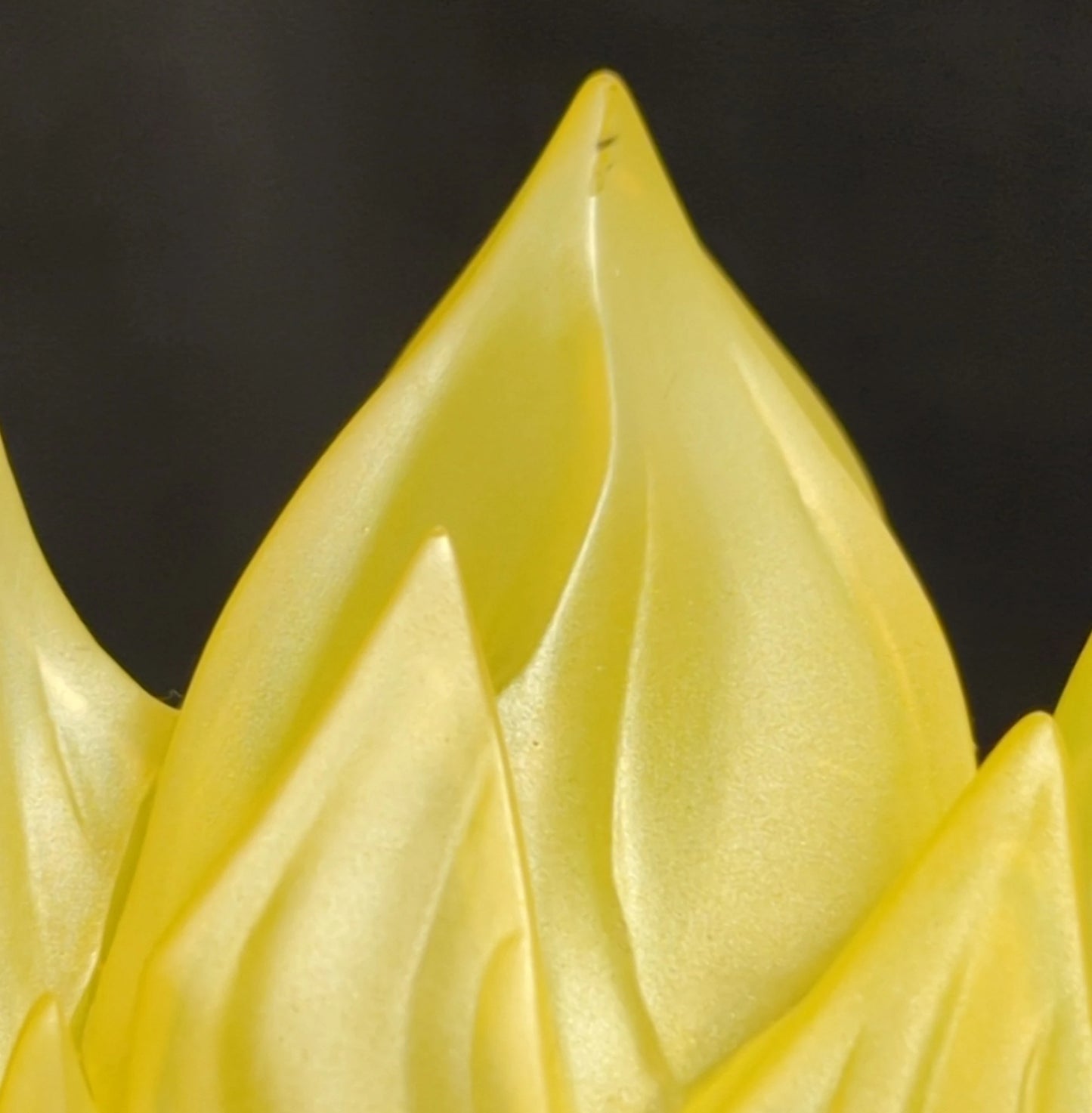 X-Plus Gigantic Series Super-Saiyan Son Goku Damage Ver. Versione Capelli Trasparenti