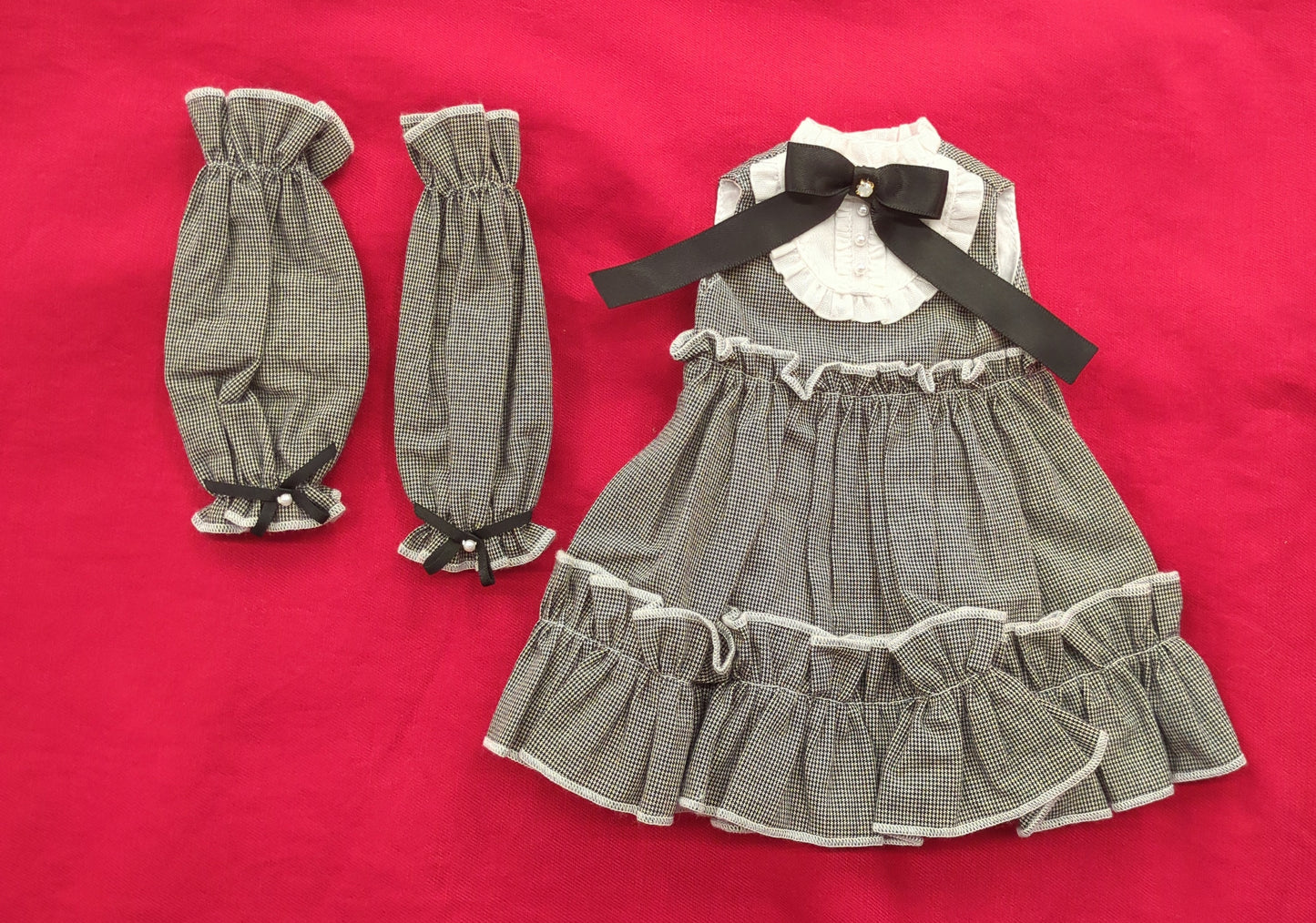 Robe taille Plum*Tail MDD avec manches One Piece check