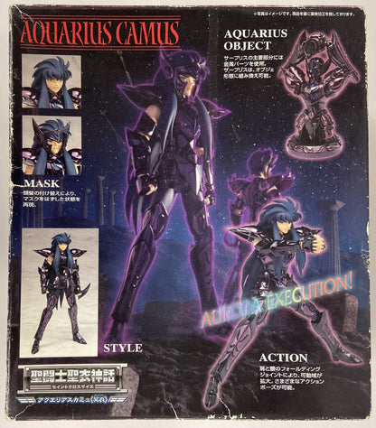 Bandai Saint Seiya Myth Cloth Aquarius Camus Surplice