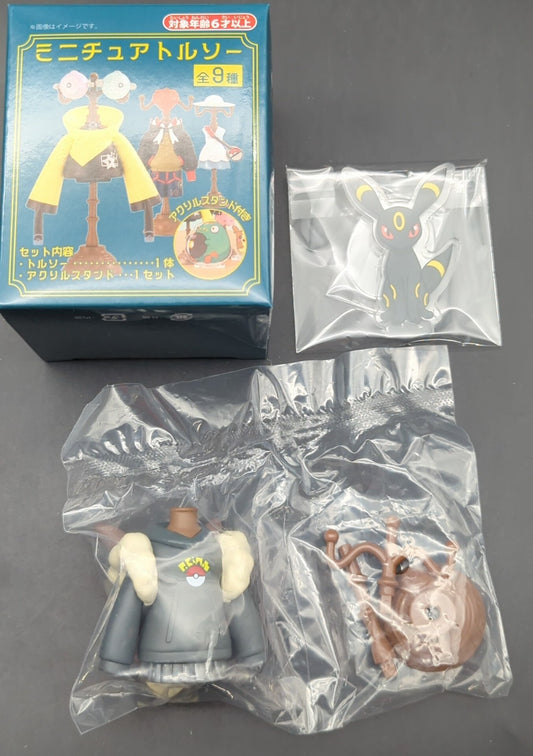 Pokemon Miniature Torso Pocket Monsters Button and Umbreon 7