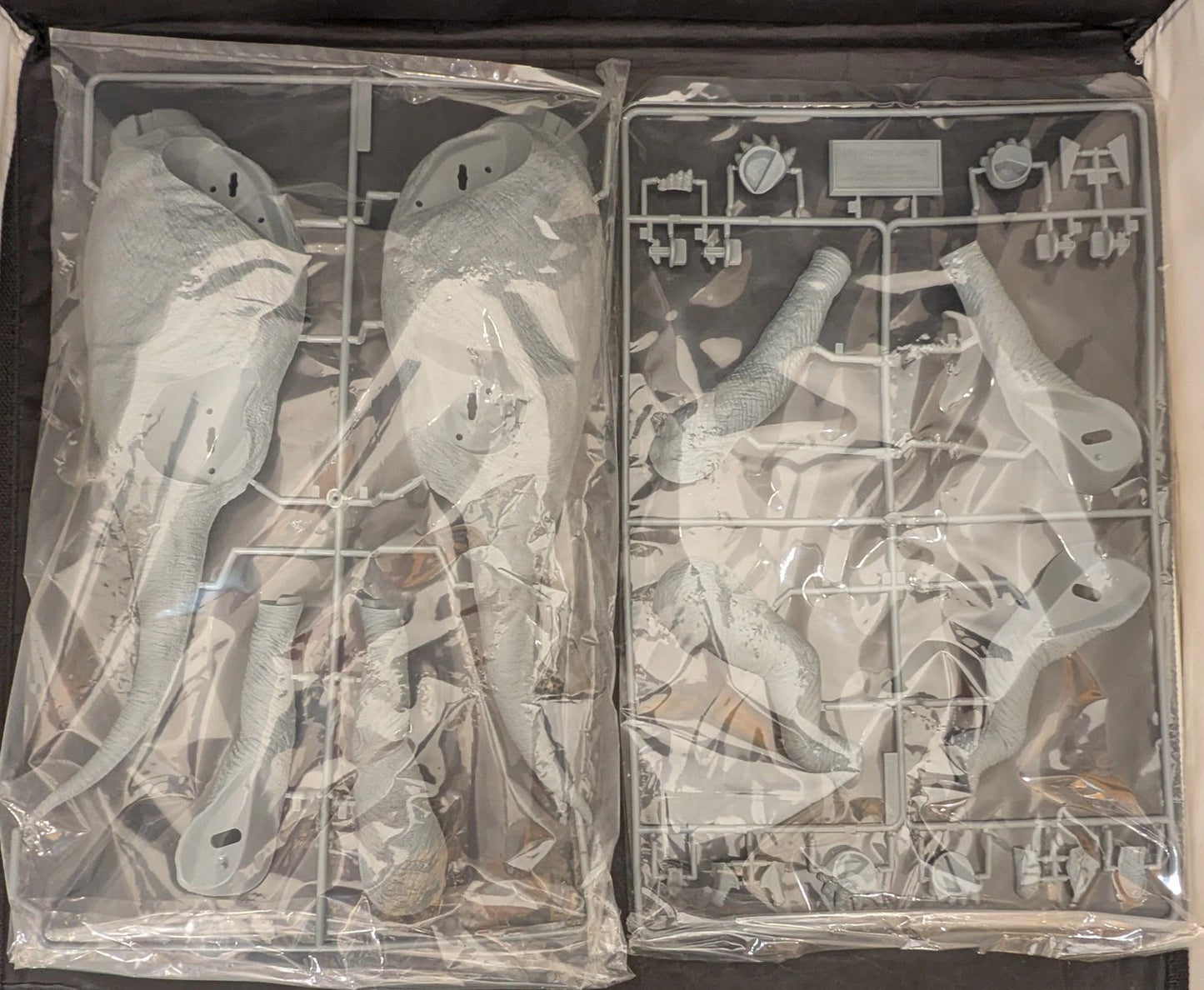 Tamiya 1/35 Dinosaur World series Brachiosaurus Scenery set No.6