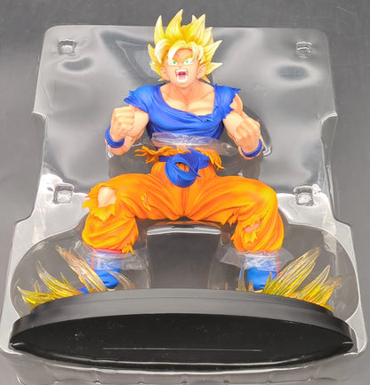 Medicos Super Figure Art Collection Super Saiyan Son Goku (Reissue Edition/Blue backing cardboard Card)
