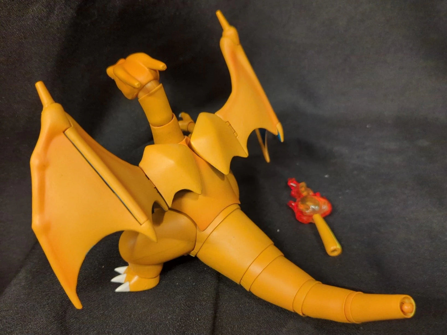 Bandai D-Arts Pokemon Charizard