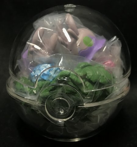 Re-Ment Terrarium Collection Relaxing Moment Pokemon Hug Together (Goomy And Goomy) 5