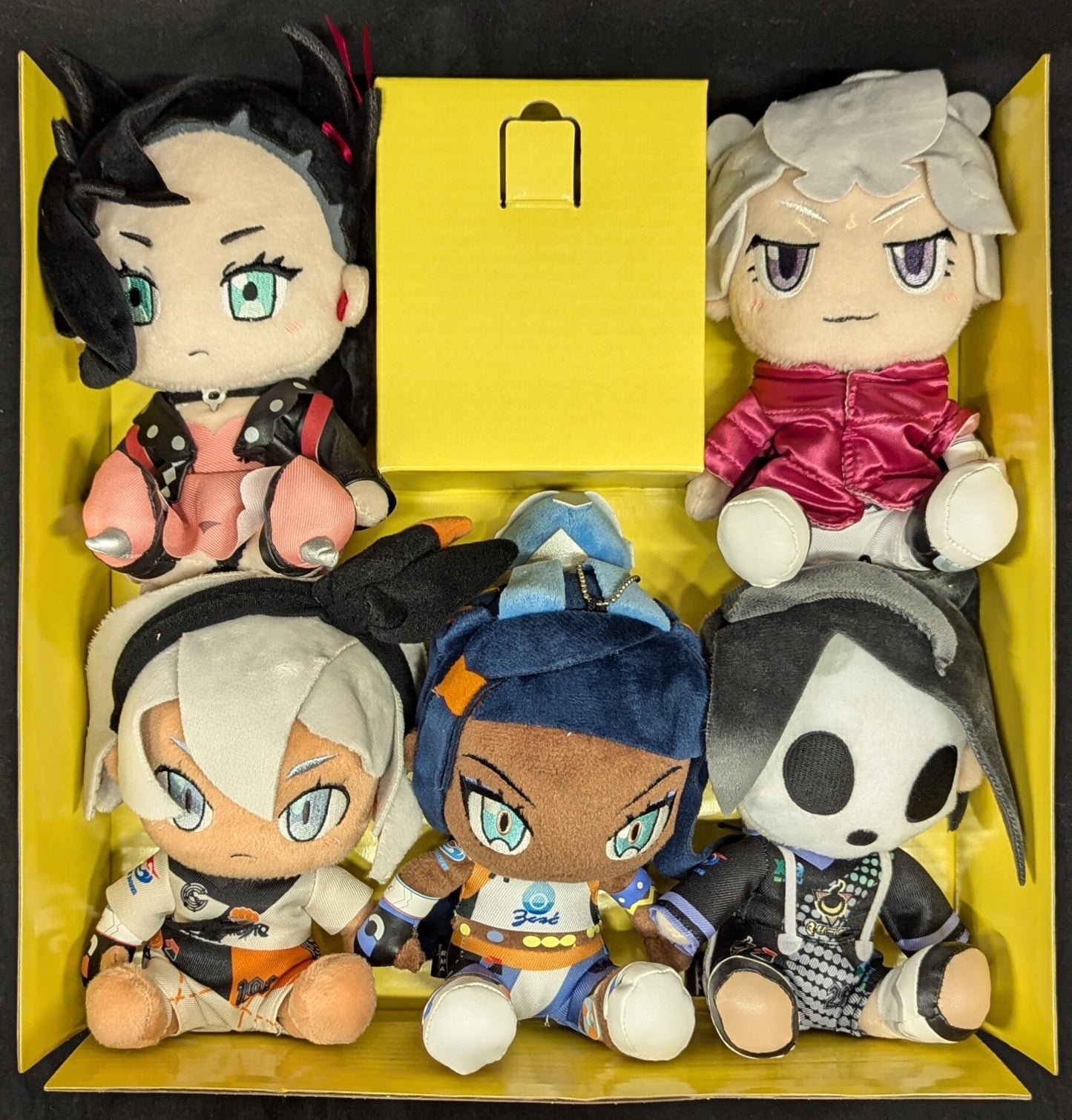 Pokemon Center Limited version Pokemon Sword & Shield Expansion Pass (Includes 5 Plush Stuffed Toy )