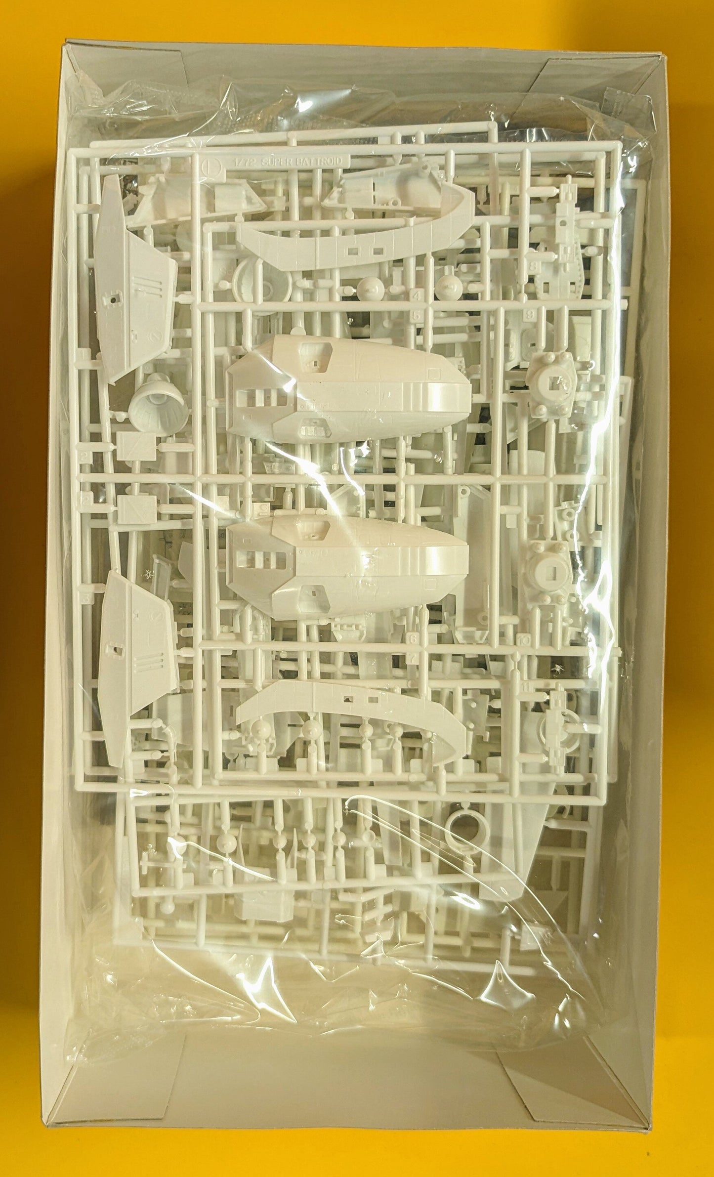 Hasegawa 1/72 scale Minmay Guard (VF1S Strike/Battroid)