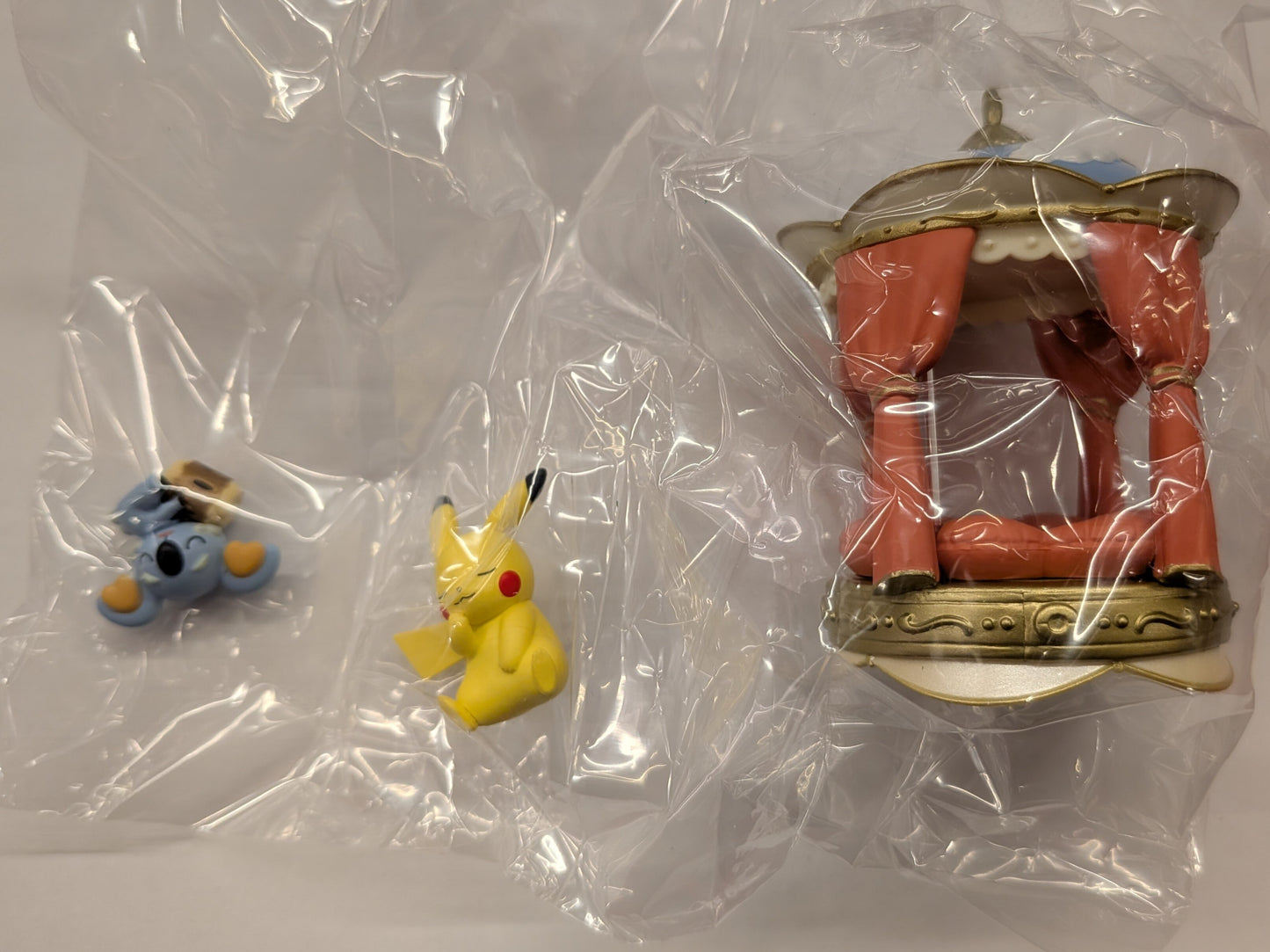 Re-Ment NIGHTY NIGHT COLLECTION Pikachu and Nekoala 1