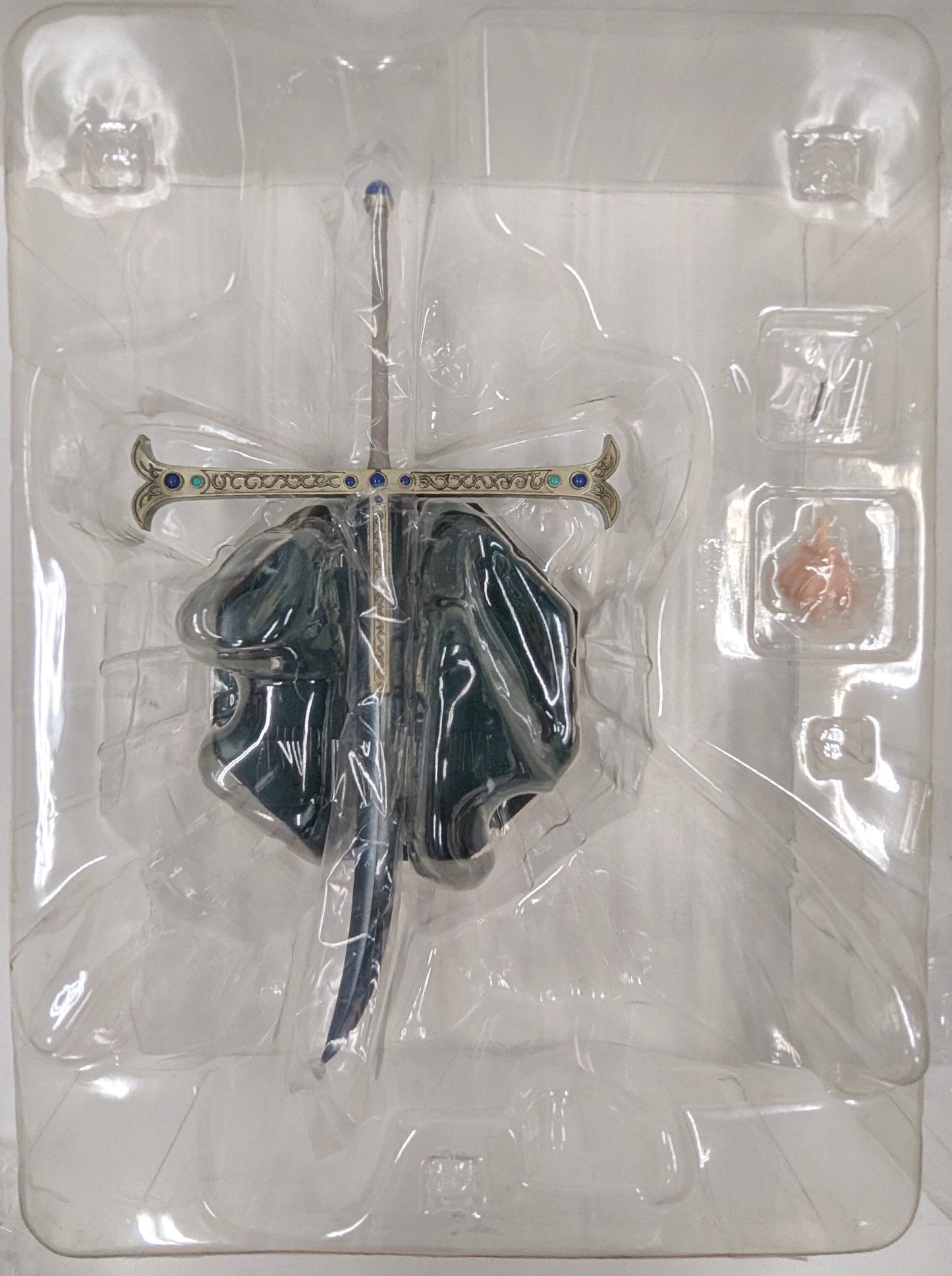 MegaHouse POP DX Hawk-Eyed Mihawk