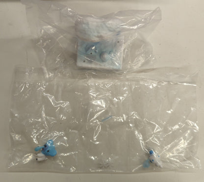 Re-Ment Collect and Expand! Pokemon World 3 Frozen Snowfield Pokemon Vanillette and Kumashoon 4