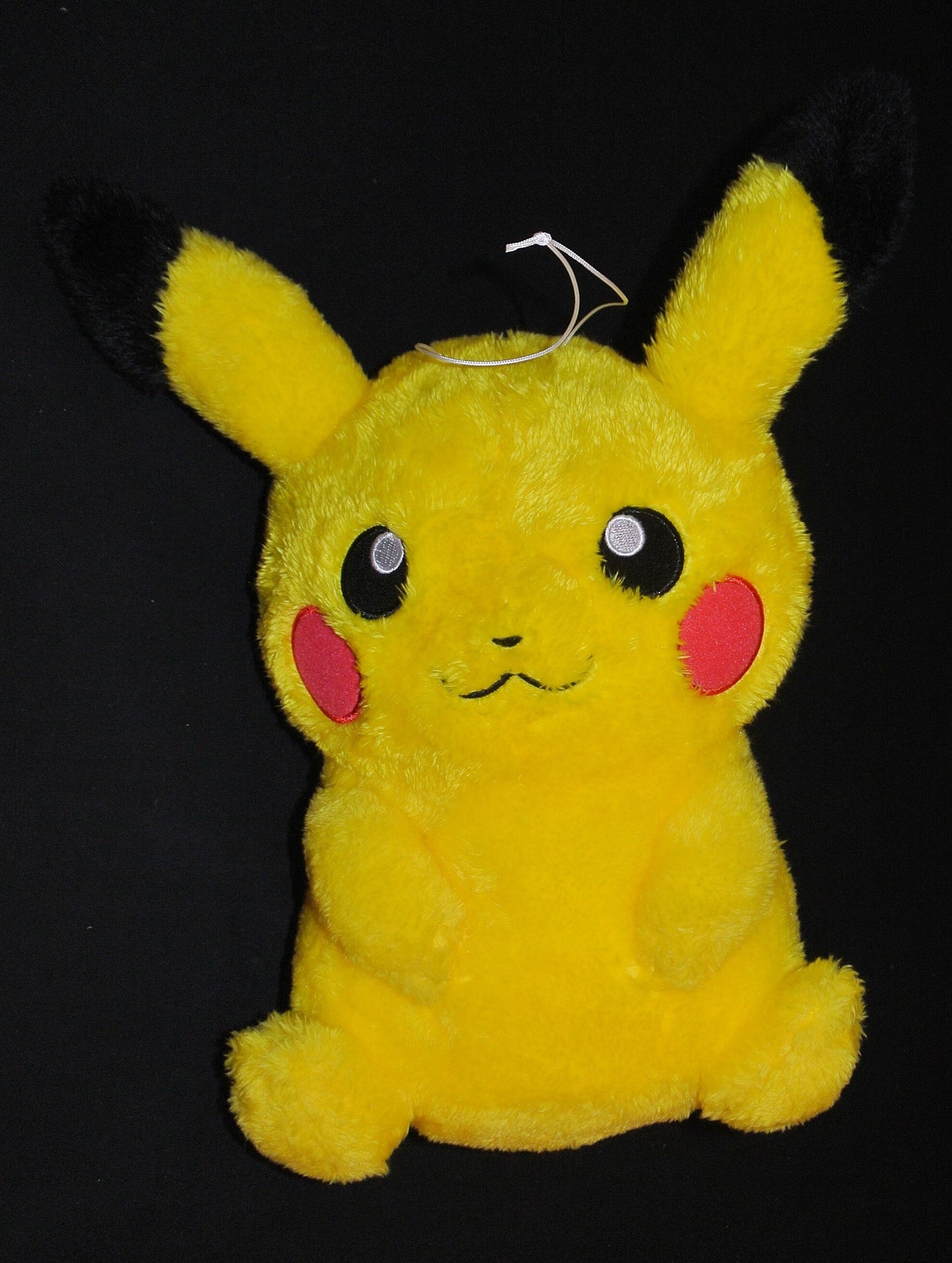 Banpresto unwind healed Huge Stuffed Toy Pikachu ・ Meripu Pikachu