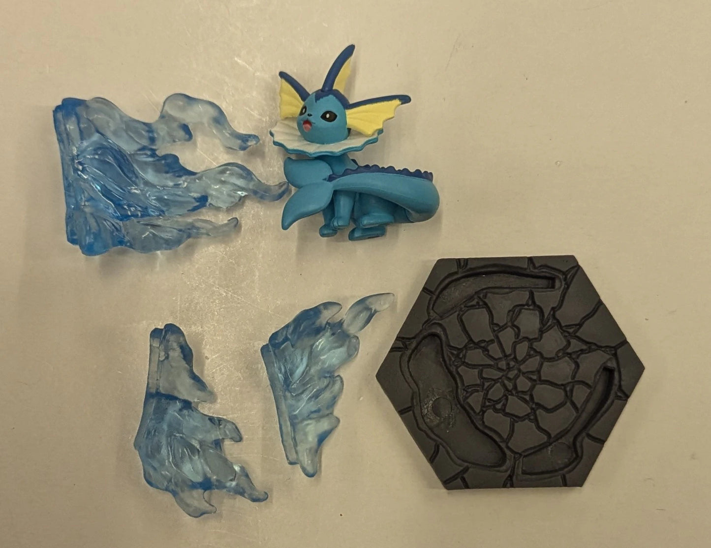 Takara Tomy Arts Pokemon Diorama Collect Water and Grass Pokemon Vaporeon