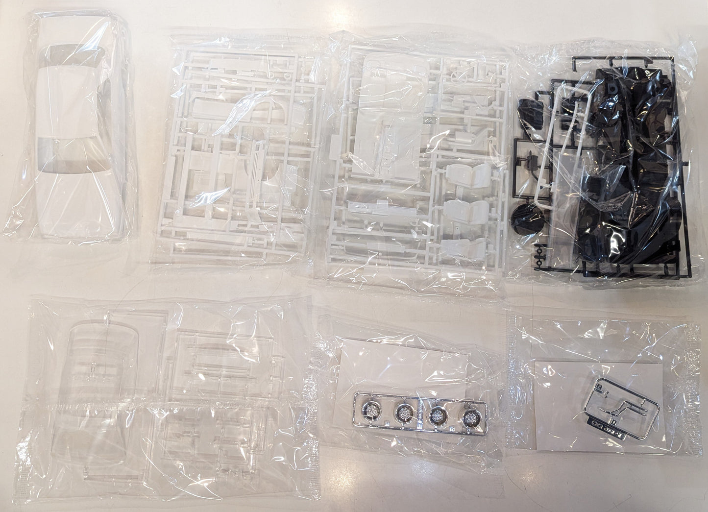 Aoshima 1/24 L'auto di alta classe Nissan Y31 Cima 04