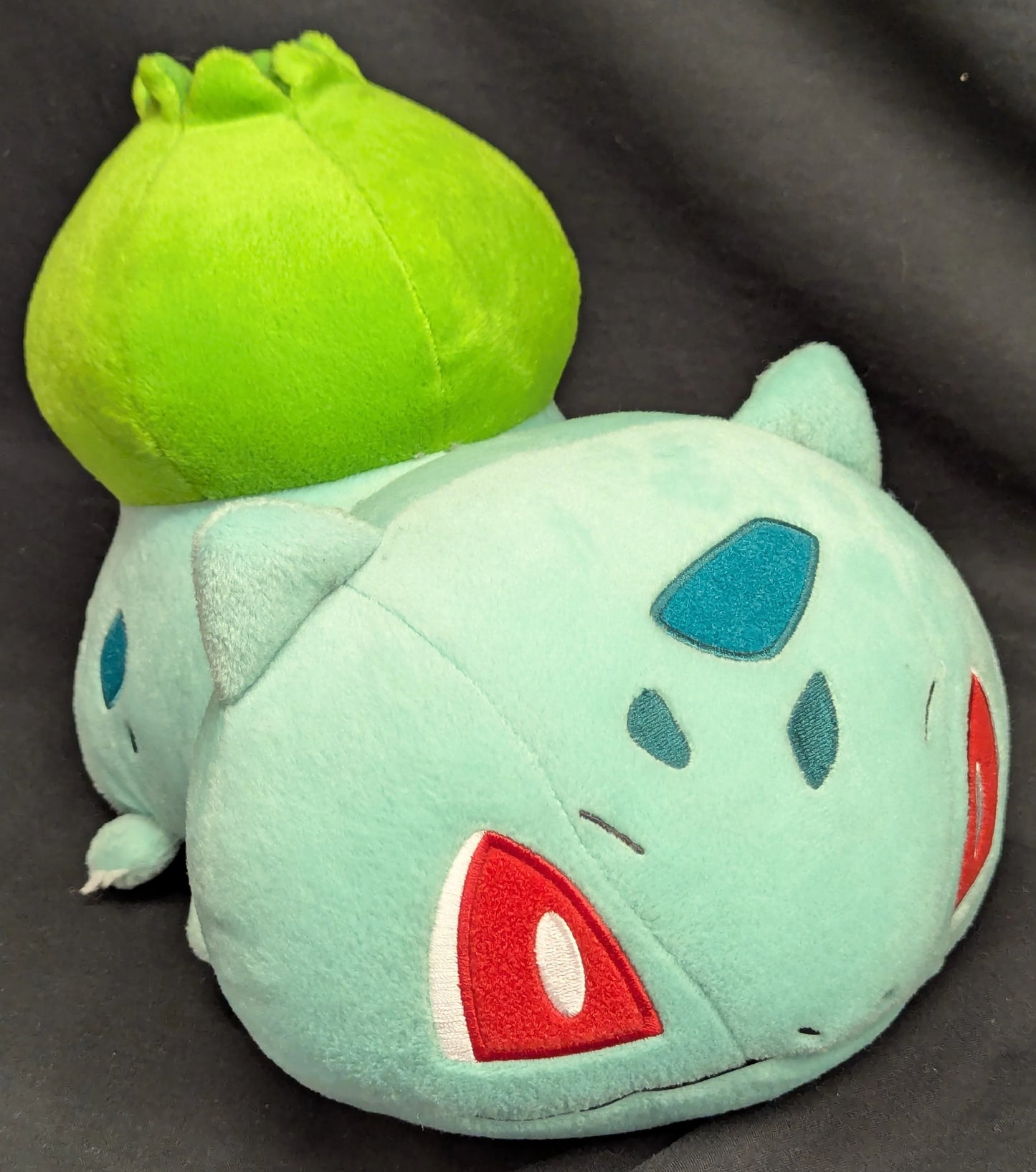 RFTERM0TOKEN Kororin Friends Énorme peluche Bulbasaur RFTERM1TOKEN Soleil et Lune Bulbasaur