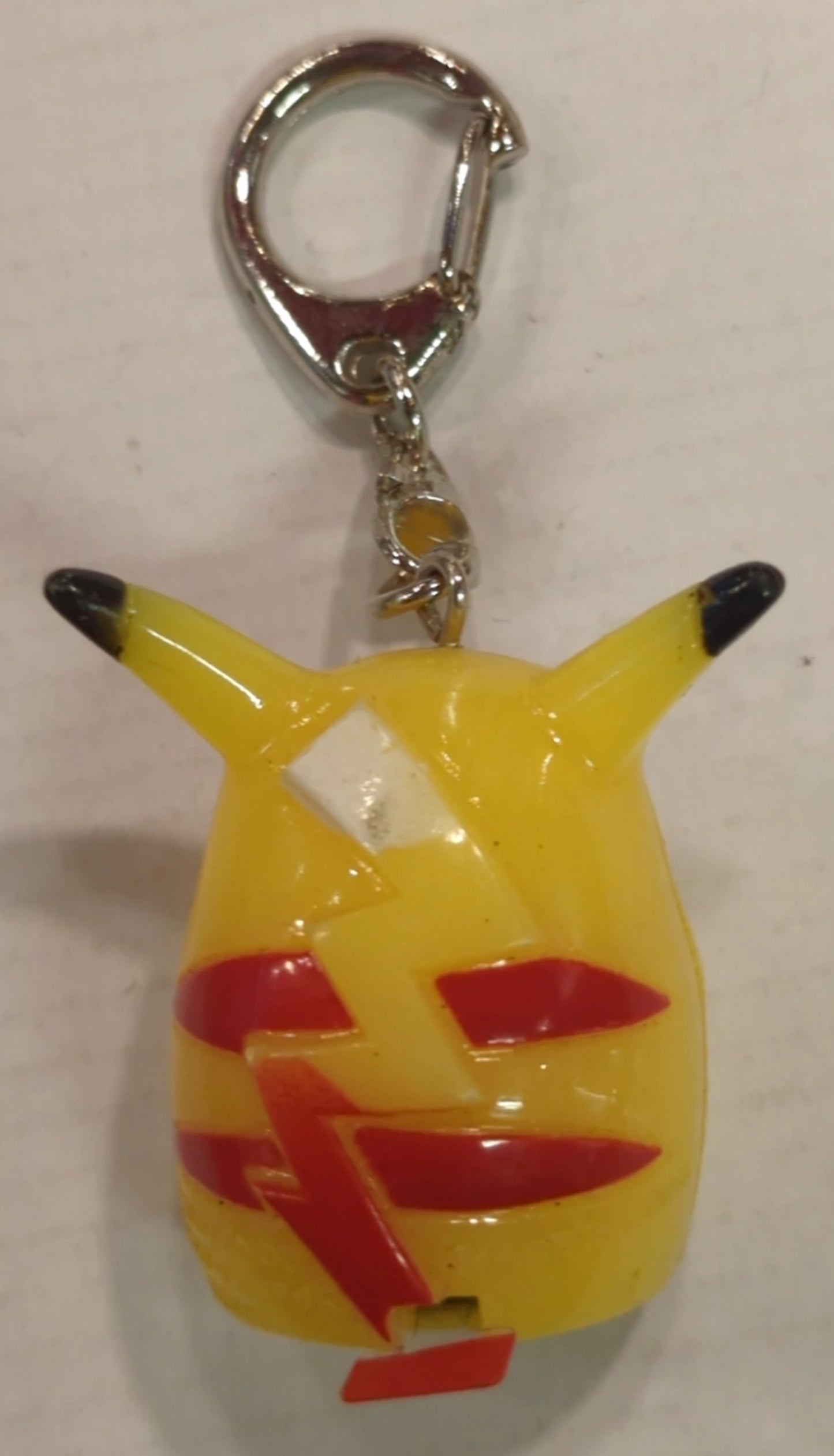 Eugene Magic Light Keychain RFTERM0TOKEN Pikachu