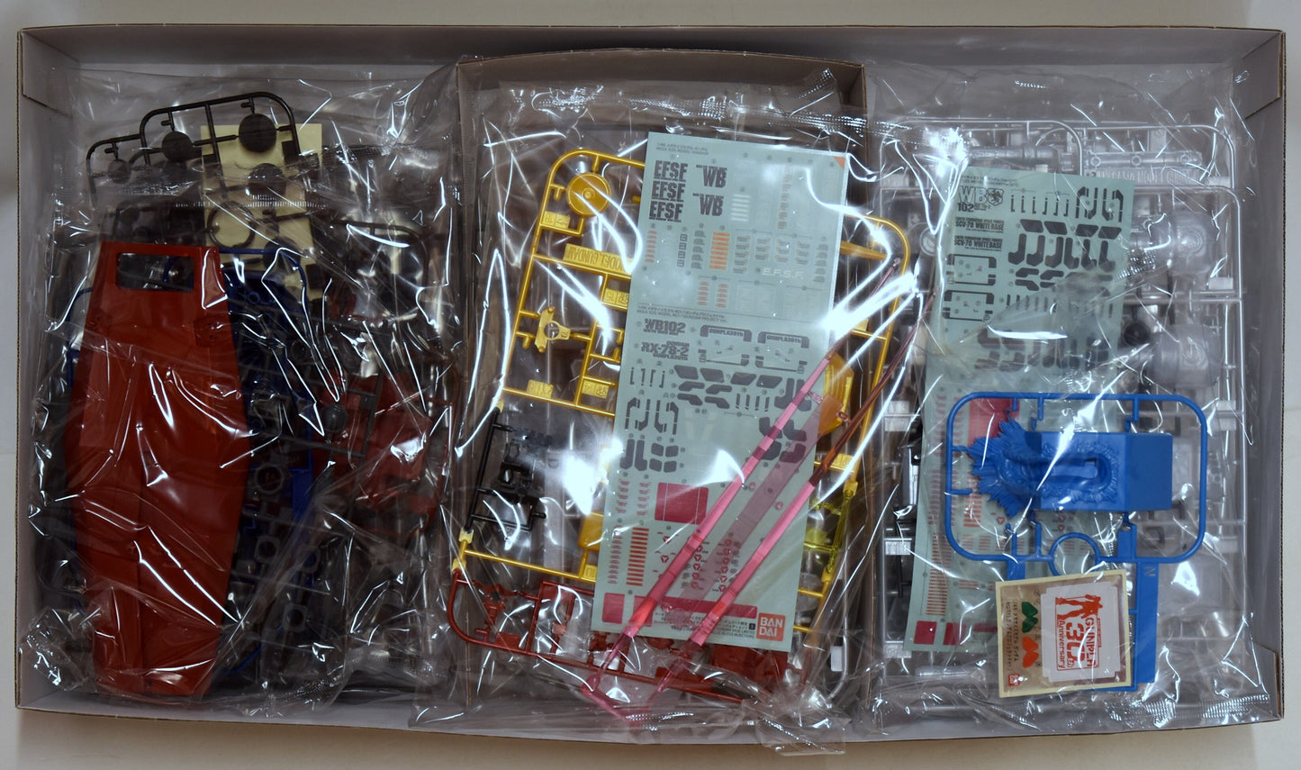 Bandai Mega Size RX78-2 Gundam Metallic Gloss Injection +8 1/48