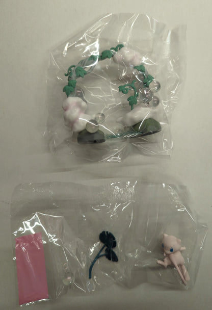 Re-Ment Circular Diorama Collection 2: Pokemon Mew 4