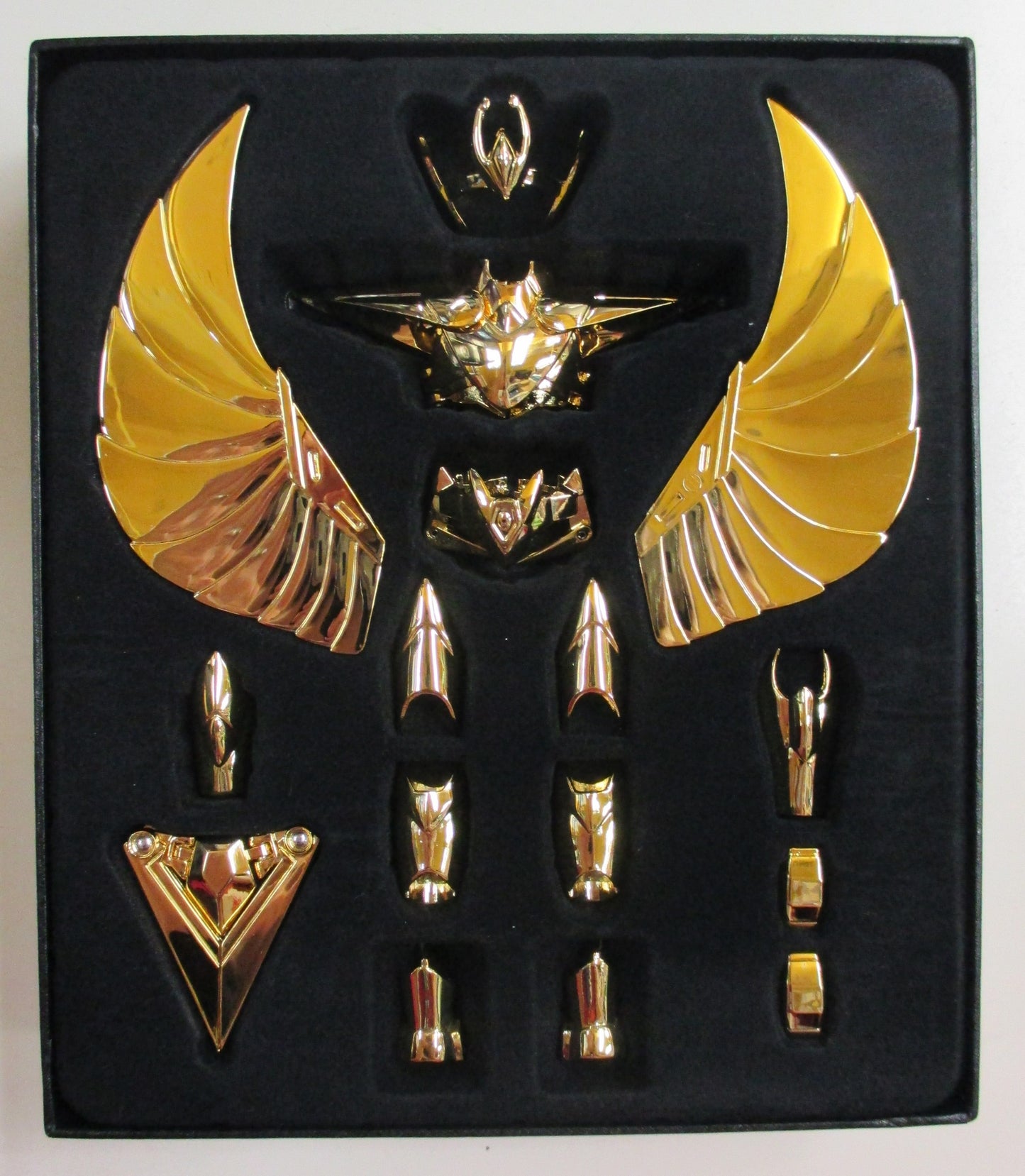 Bandai Saint Seiya Myth Cloth Pegasus Seiya golden family geneologic Gold