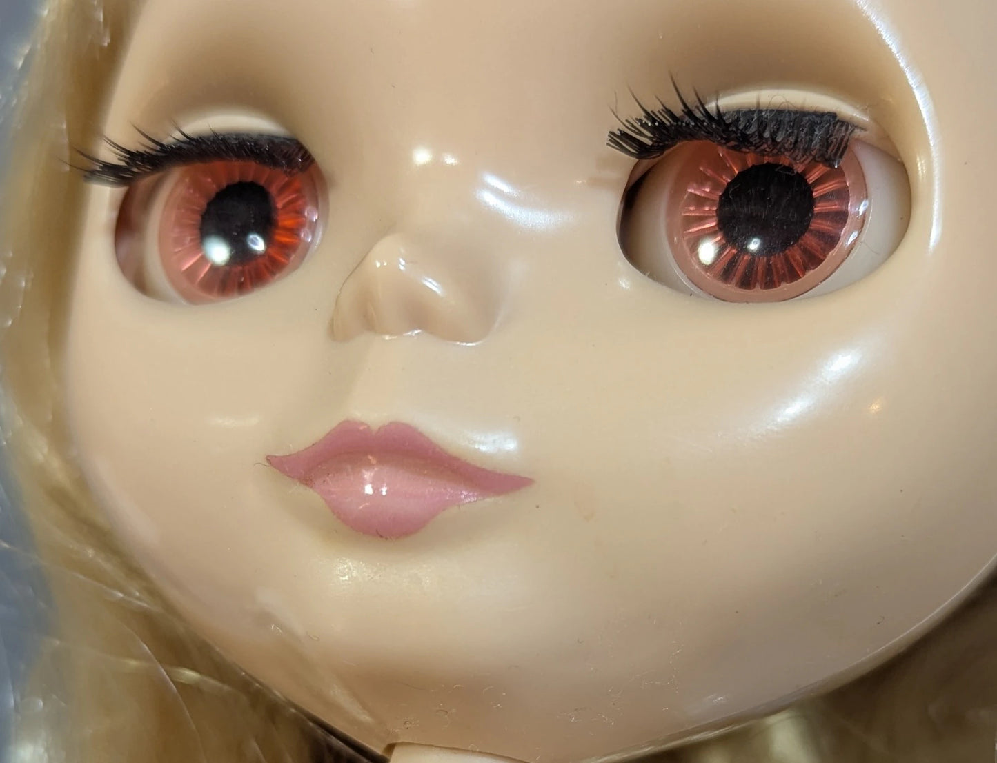 Neo Custom Blythe White One Piece