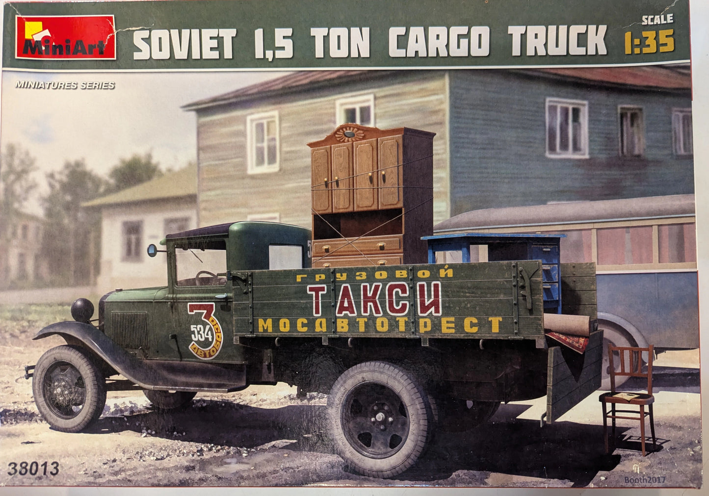 Mini Art 1/35 Soviet 1.5-ton Cargo Truck (with furniture parts)