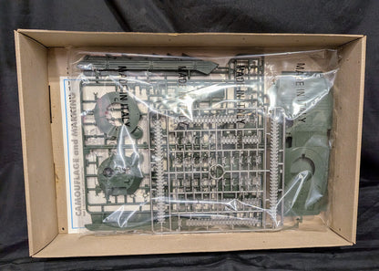ESCI/ERTL 1/35 BMP2 INFANTRY COMBAT VEHICLE 5038