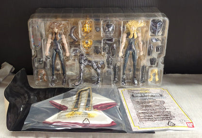 BANDAI Saint Seiya Myth Cloth Masami Kurumada Aries Shion (Surplice)/ Grand Pope Shion Asia Edition/ Tamashi Nation Asia Limited