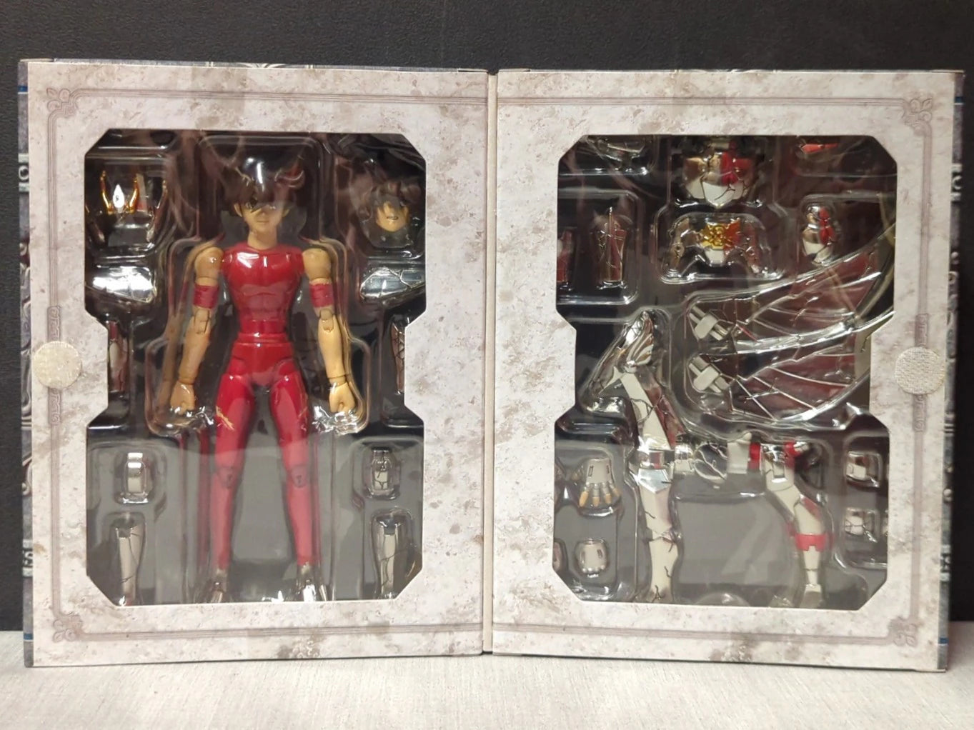 BANDAI Saint Seiya Myth Cloth Masami Kurumada Pegasus Seiya Reborn Bronze Cloth Broken ver./Limited to Figure Ohshijou Magazine