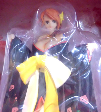 Banpresto - Ichiban Kuji One Piece Blooming! Lustrous Straw Hat Picture Scroll A-Prize Blooming! Nami Figure