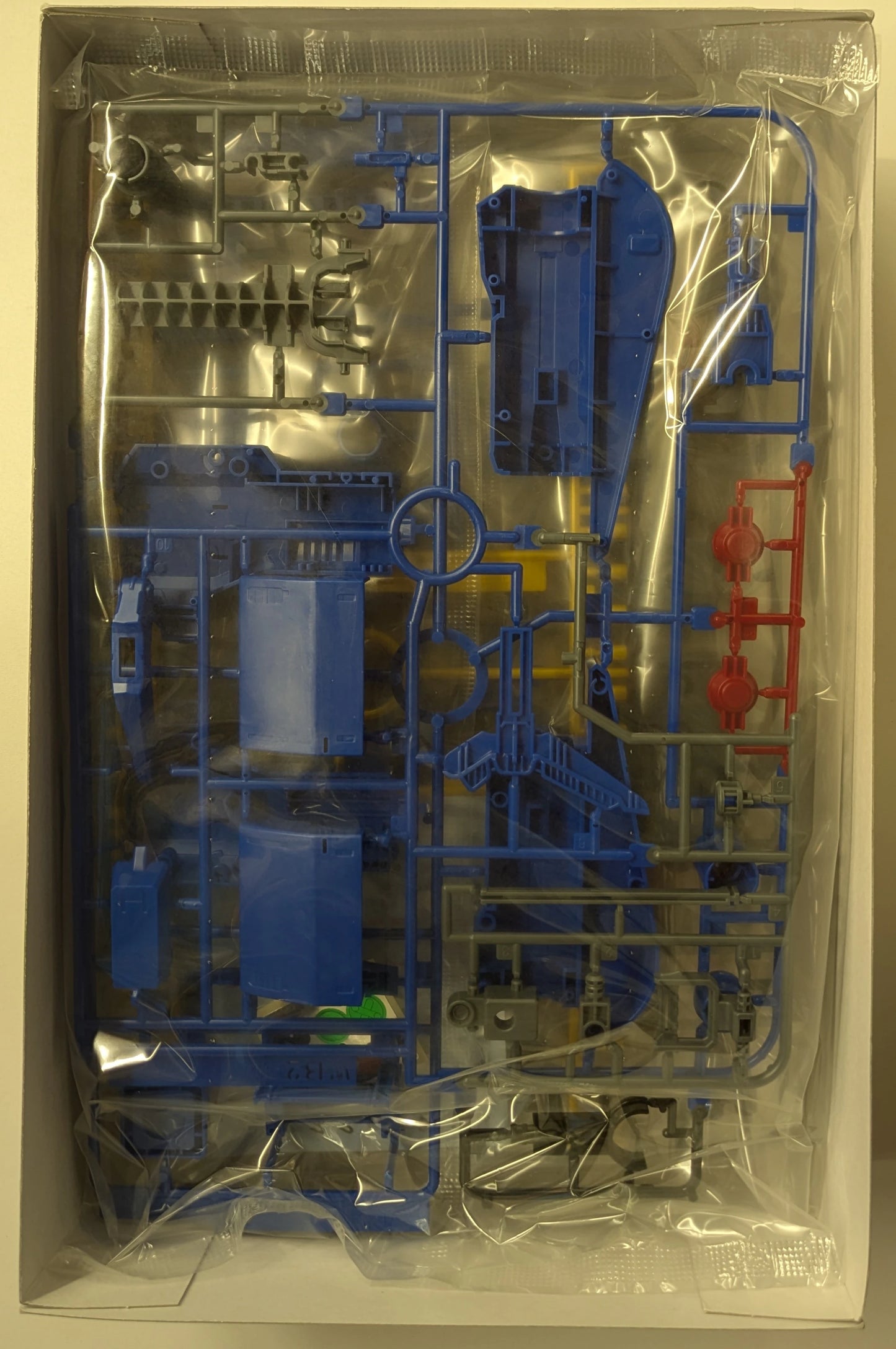 Bandai MG 1/10 0 Mobile Suit Zeta Gundam Mega Bazooka Launcher