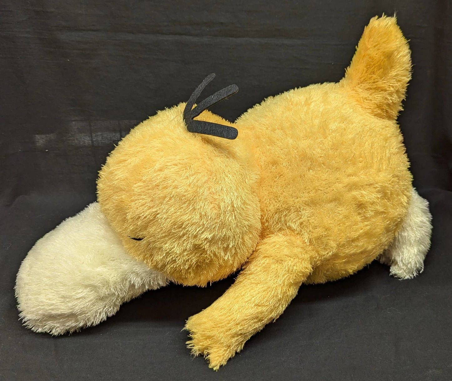Bandai Spirits Mechamofugu Relaxing Time Plush Toy Pokemon Psyduck