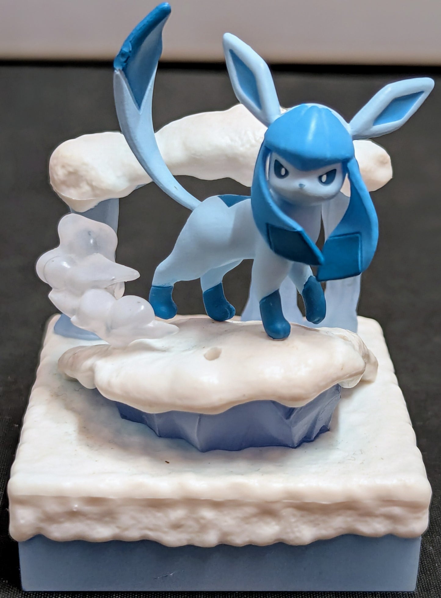 Re-Ment Pokemon: Collect and Expand! Pokemon World 3: Frozen Snowfield Glaceon 6
