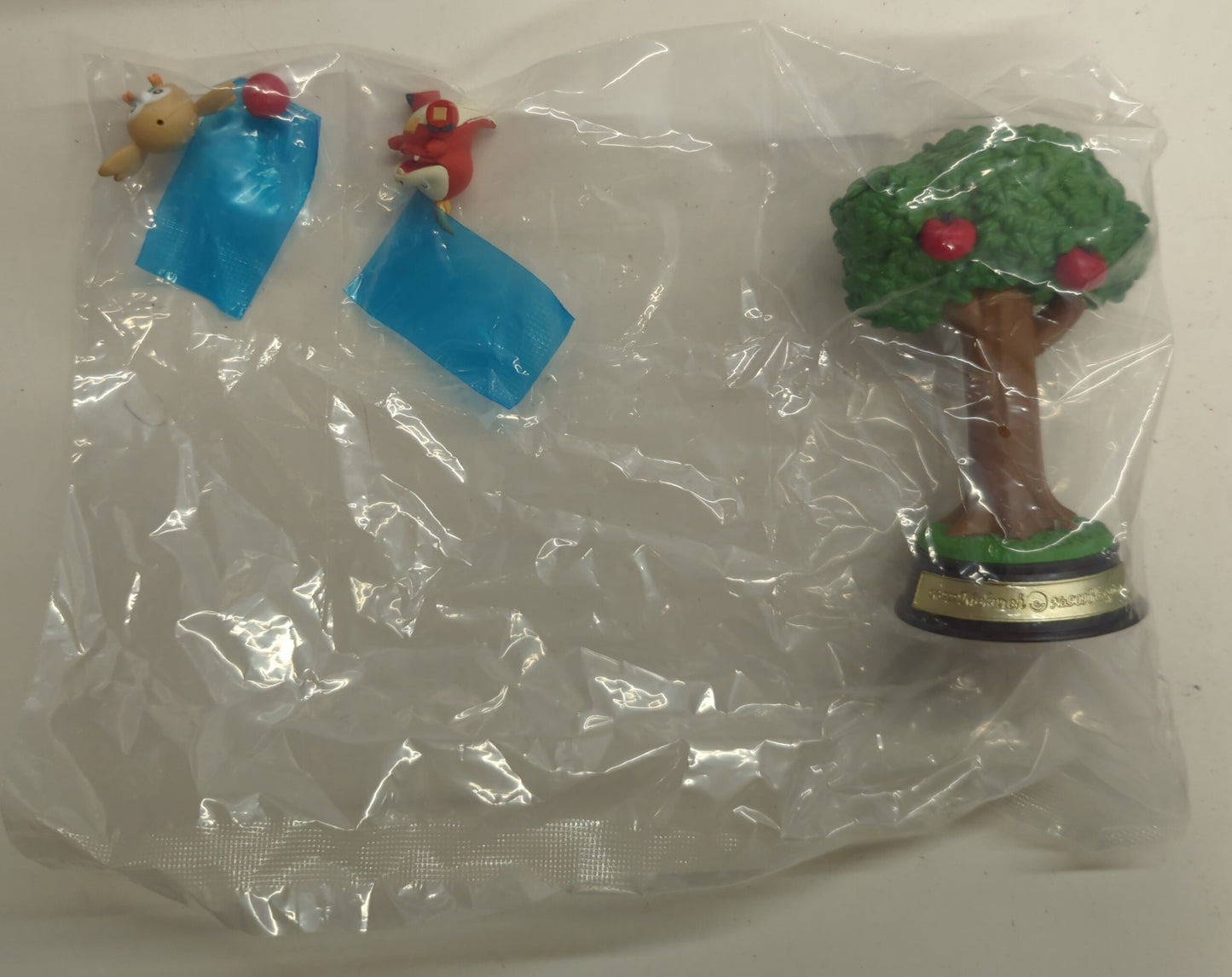 Re-Ment Swing Vignette Collection 3 Pokemon Rowlet and Hogeta 5