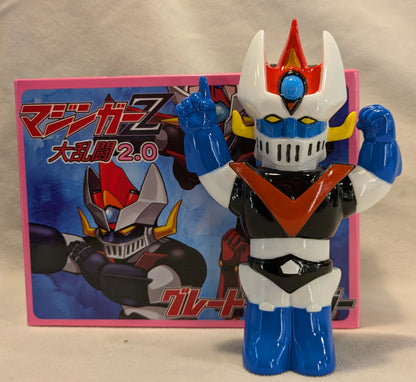 KAIJU ONE RFTERM0TOKEN Brawl 2.0 Great RFTERM1TOKEN White molding/Blue/Red/Black