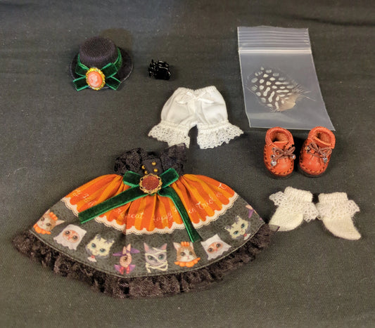 Doll Outfit 1/12 Scale ( Petite Blythe , Obitsu 11, etc.) One Piece Lolita Cat Orange Black