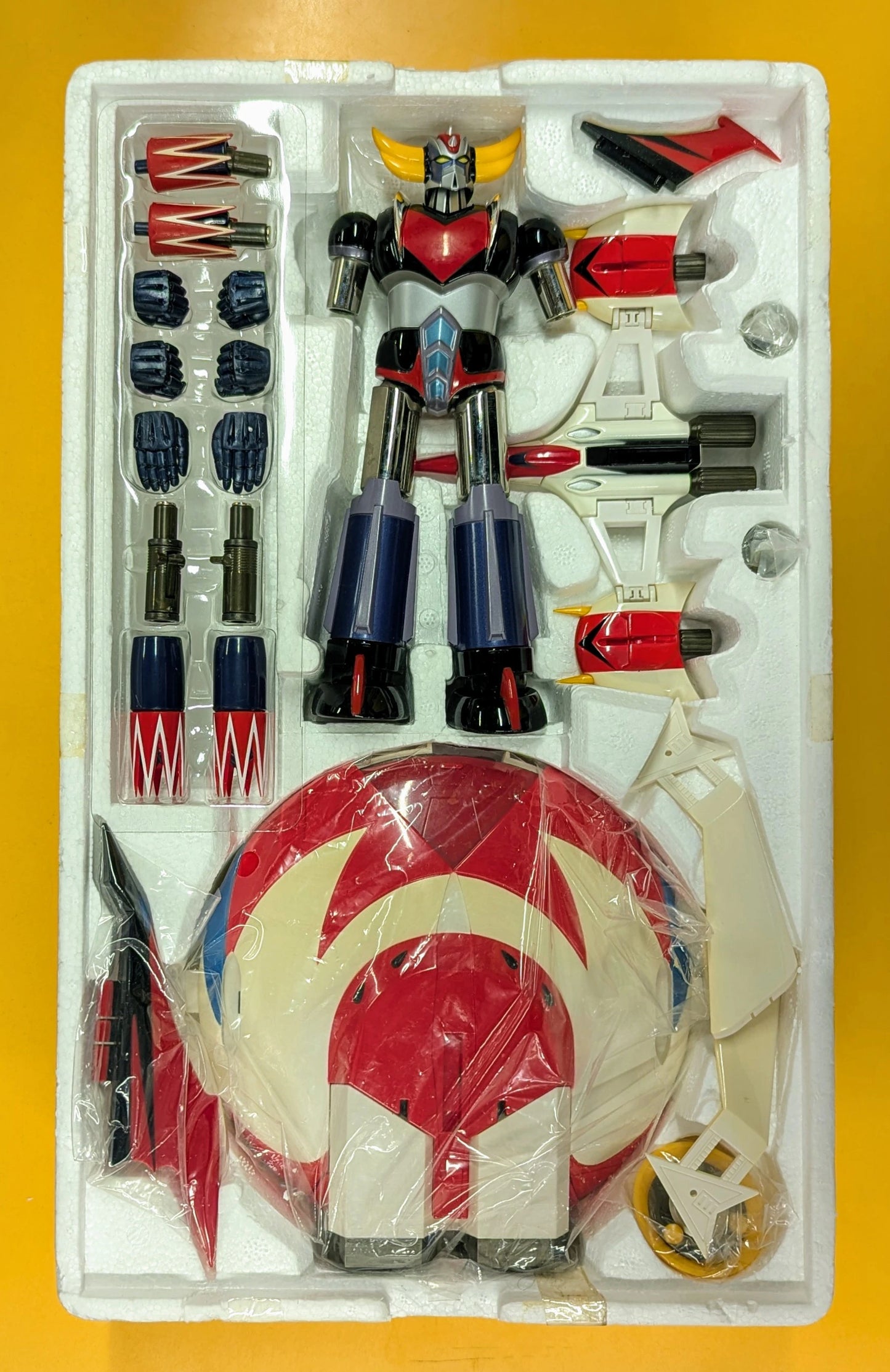 Bandai Soul of Chogokin Grendizer King of the Universe set GX-04S