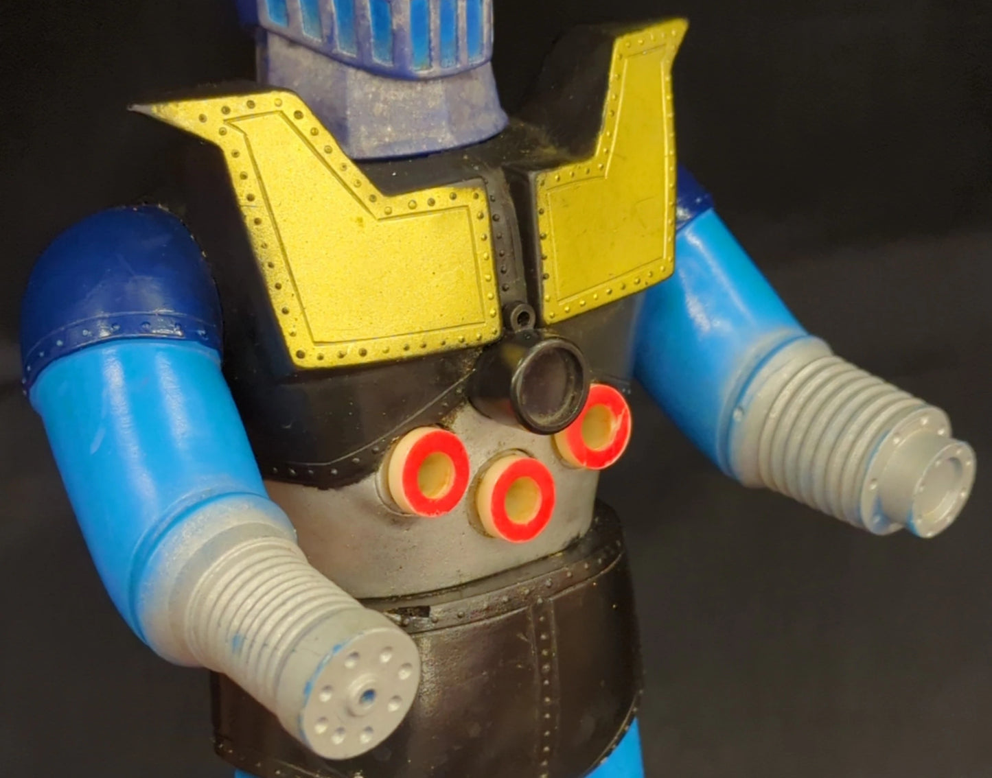 Bandai Mazinger Z with telescope and Missiles