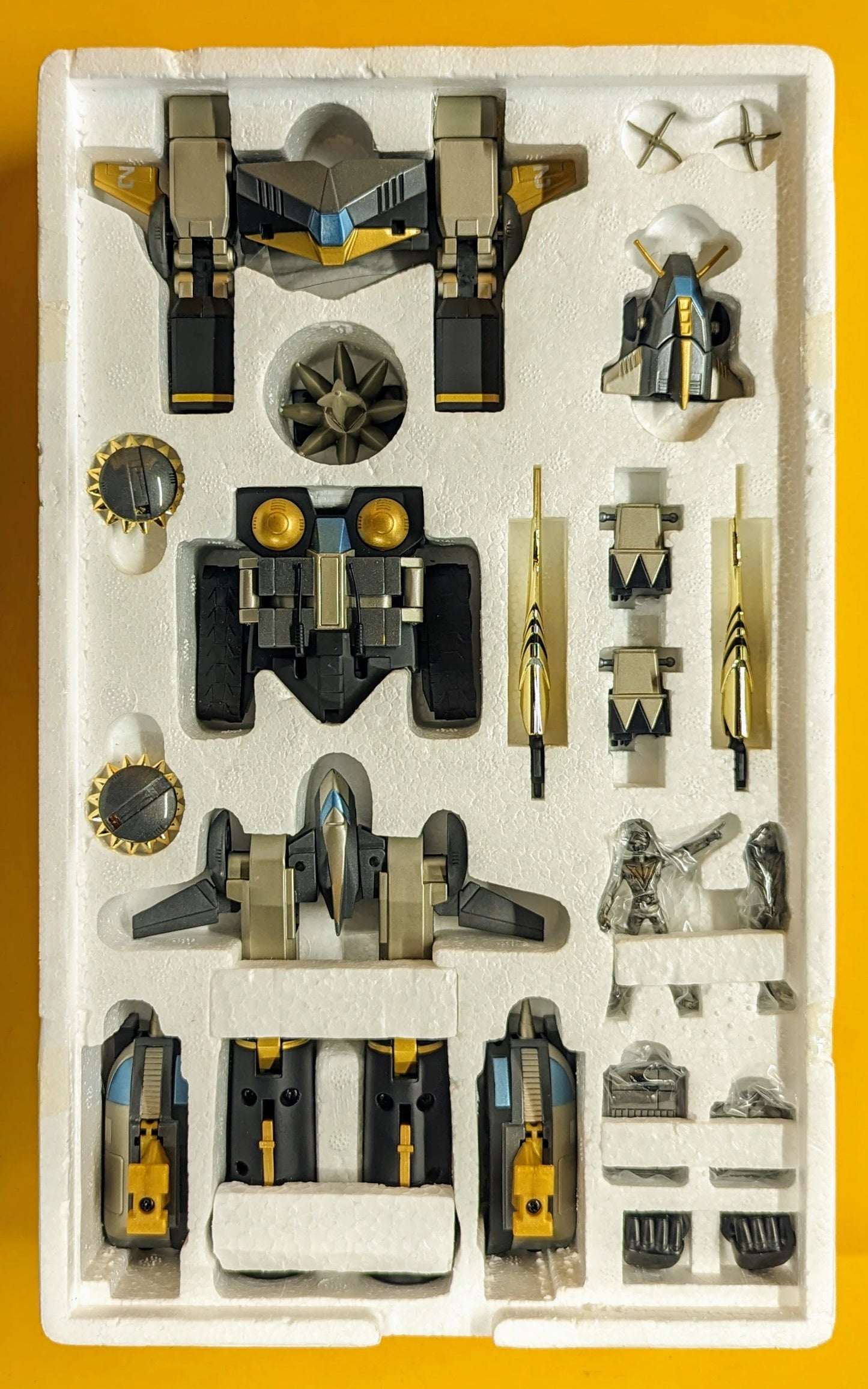 Bandai Soul of Chogokin GX03B black Combattler V GX03B