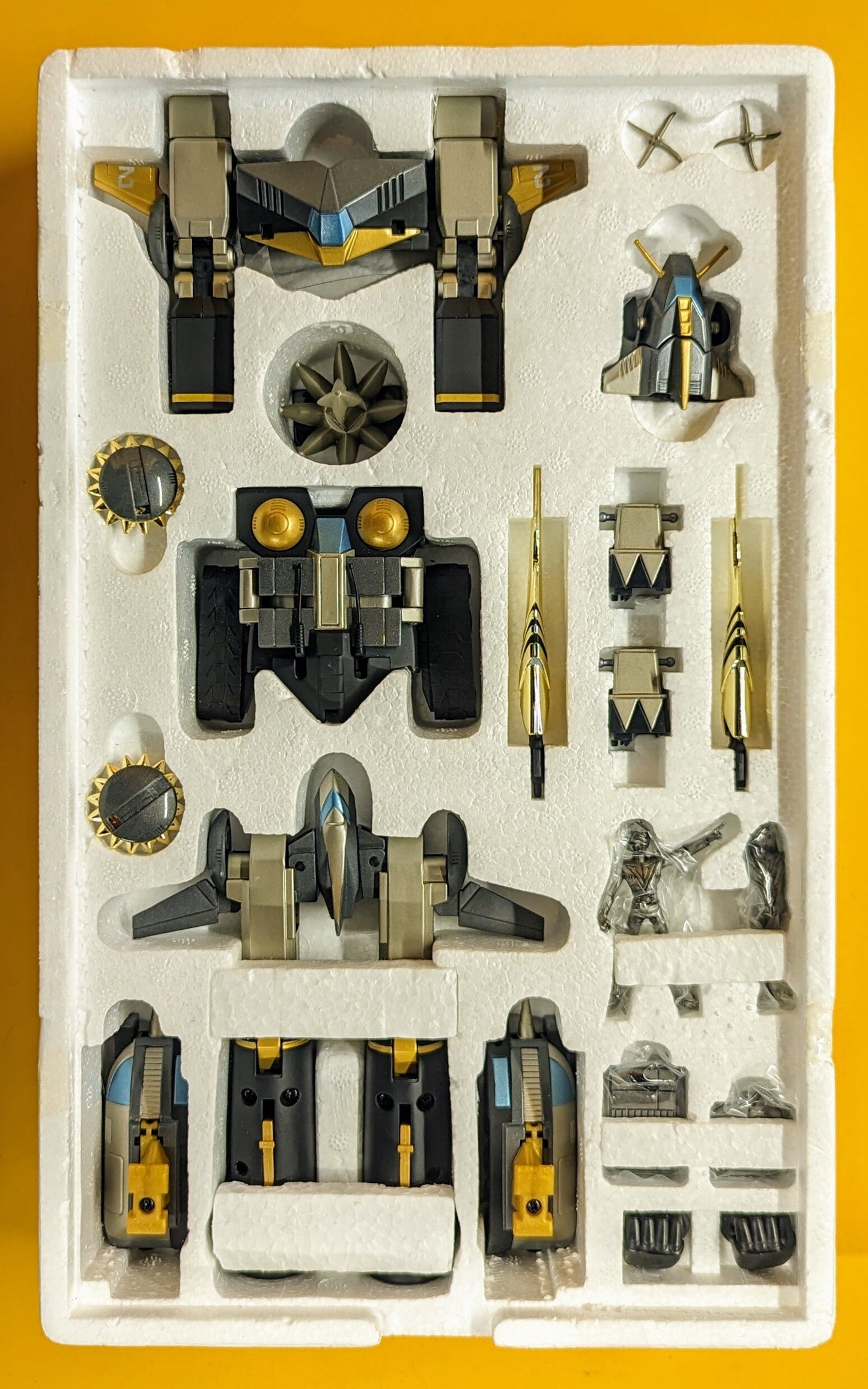 Bandai Soul of Chogokin GX03B black Combattler V GX03B