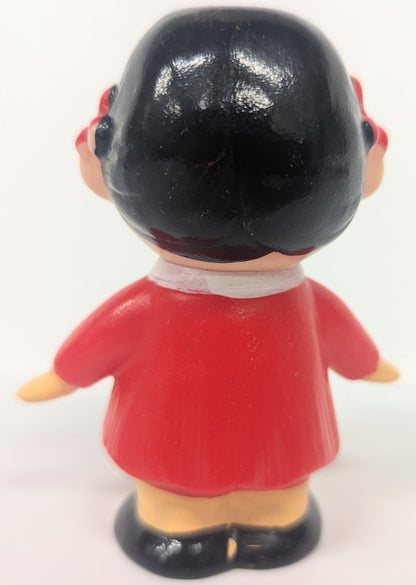 Fujiya Robe rouge avec mains et bras Poupée Peko-chan douce Sofubi Robe rouge avec mains et bras 85mm