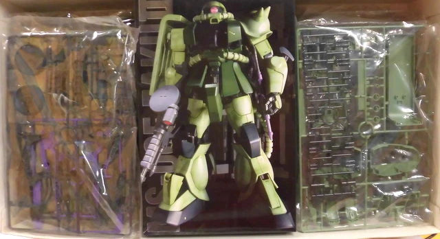 Bandai PG 1/60 Mass production type Zaku 1/60