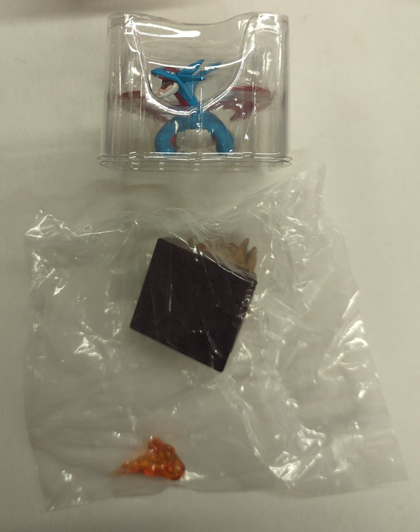 Re-Ment Taschenstatue vom Typ Drache RFTERM0TOKEN Salamence 3