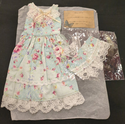 Doll Outfit 40-50cm size (MSD, Obitsu 50, etc.) One Piece set with Lace Jabot - Lolita Style
